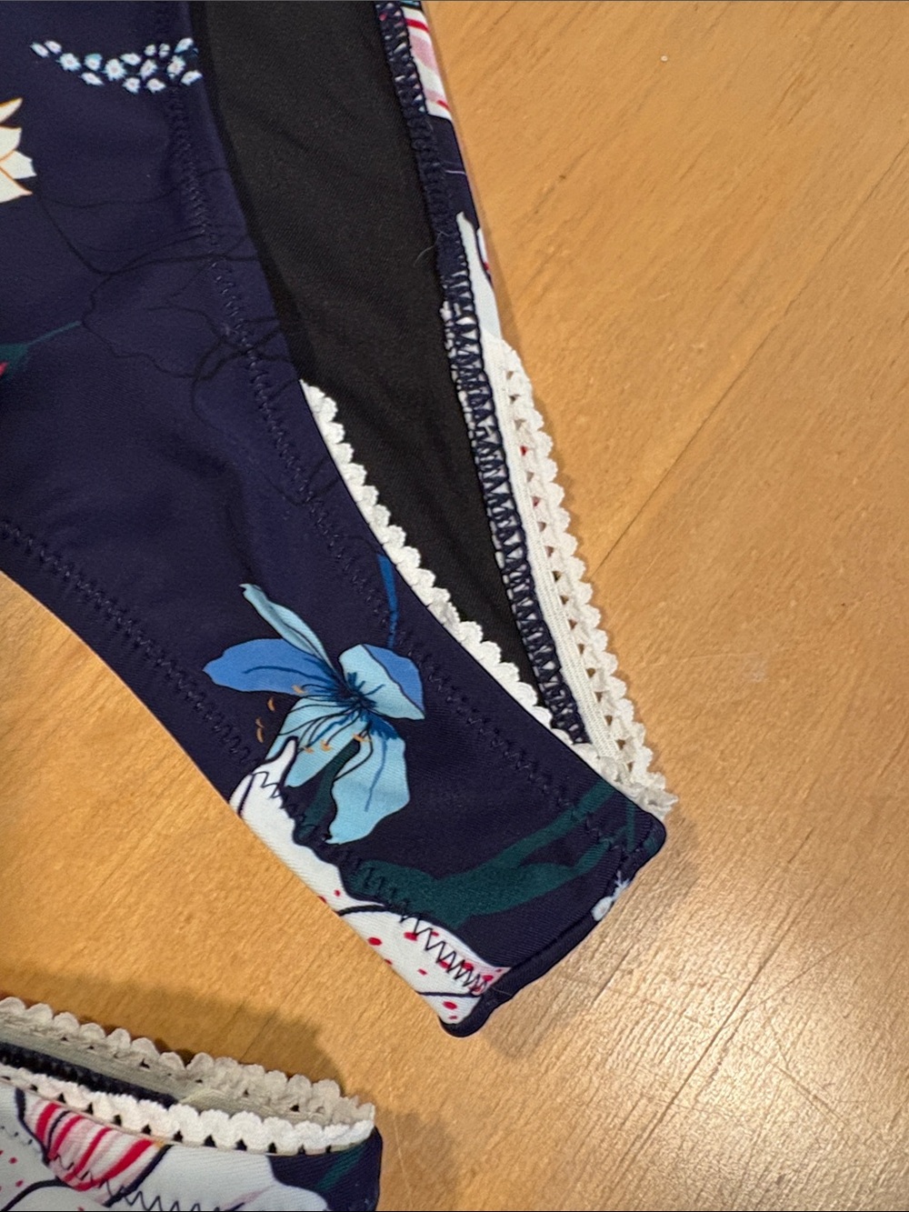 Cupshe Navy Floral Cutout Bikini Set - Picture 3 of 9